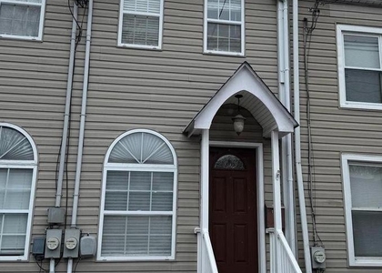 119 Cedar St - Photo 1