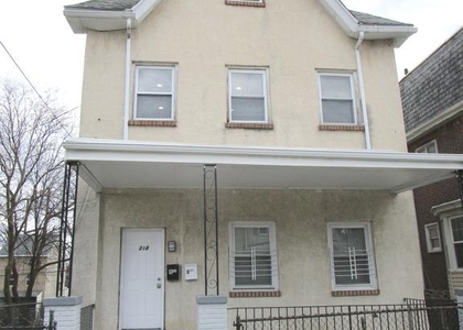 218 E Price St - Photo 1