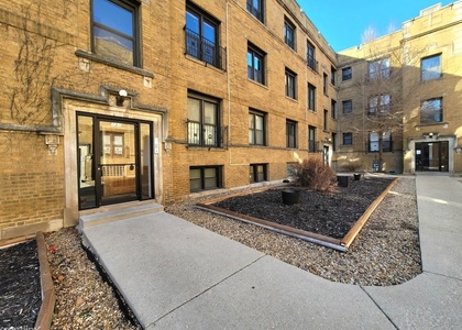 732 W. Roscoe, Unit Adgn - Photo 1