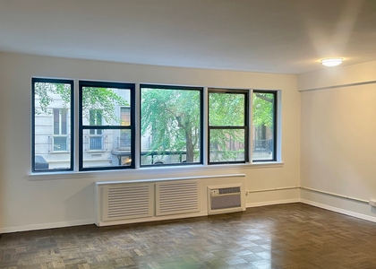 Beekman Place - Photo 1