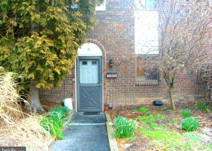 4 Kings Ct - Photo 1