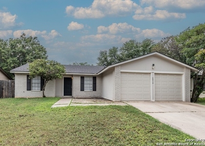 5915 Cliff Ridge - Photo 1