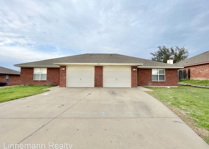 3205 Raven Drive - Photo 1