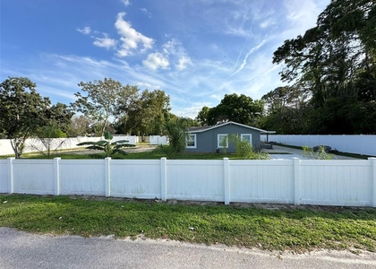 37542 Eiland Boulevard - Photo 1