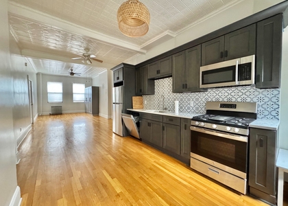 292 Van Brunt Street - Photo 1