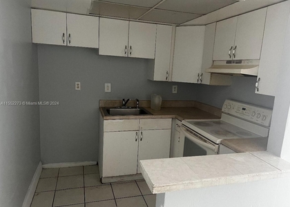 1832 Nw 52nd Ave - Photo 1