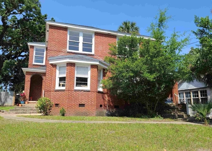 1001 N Palafox - Photo 1