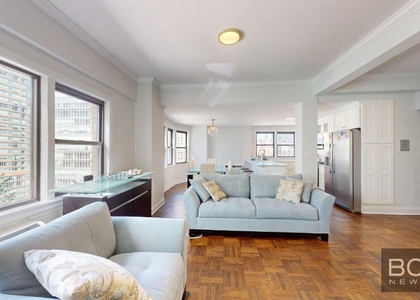 320 East 52nd Street - Photo 1