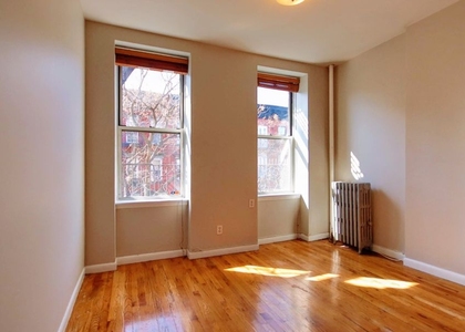 433 East 9th Street - Photo 1