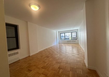 412 East 55th Street - Photo 1