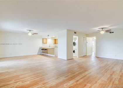 520 Orton Ave - Photo 1