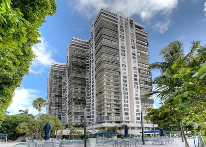 2333 Brickell Ave. - Photo 1