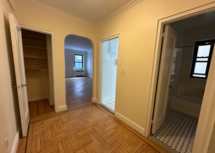 124 East 24th Street - Photo 1