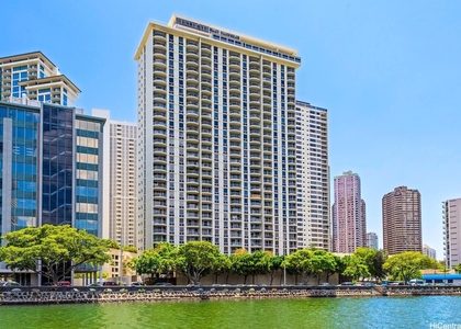 1717 Ala Wai Boulevard - Photo 1