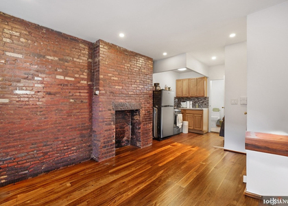 203 Chrystie Street - Photo 1