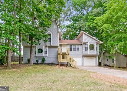 3366 Old Trail Court - Photo 1