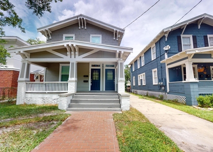 2805 College Street - Photo 1