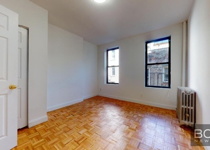 405 West 50 Street - Photo 1