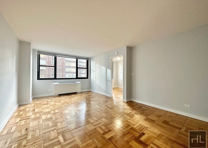 West 57 Street - Photo 1