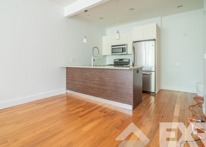 836 Bergen Street - Photo 1