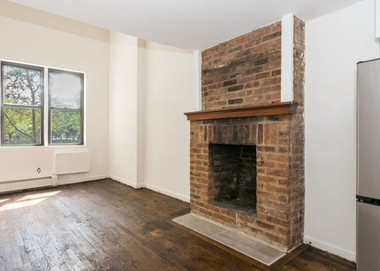 431 West 22nd Street - Photo 1