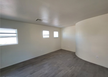 1209 Equator Avenue - Photo 1