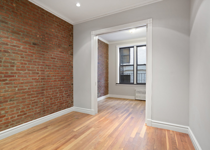 East 25th Street, the Gramercy - Photo 1