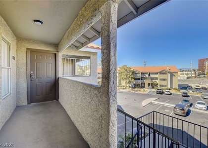 4200 S Valley View Boulevard - Photo 1