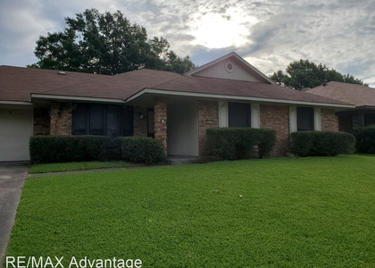 5415 Bayou Drive - Photo 1