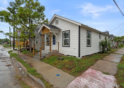 2314 Lucinda Street - Photo 1