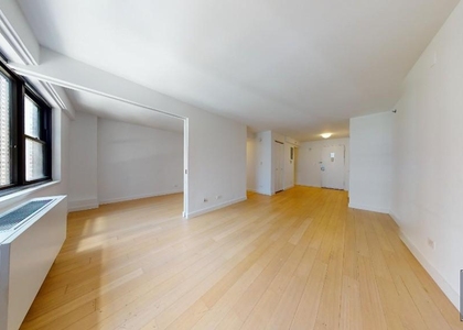 222 East 39th Street - Photo 1