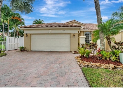 8404 Staniel Cay - Photo 1