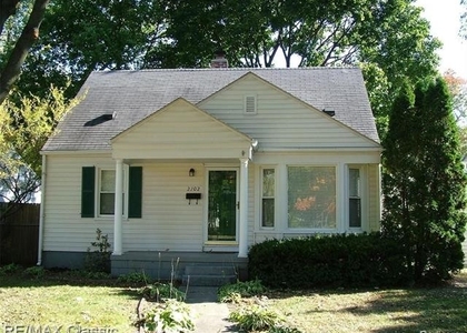 2702 N Main Street - Photo 1