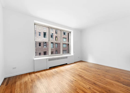 330 East 58th Street - Photo 1