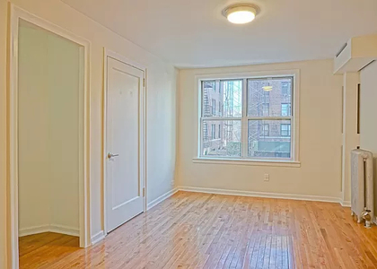 30-49 Crescent Street - Photo 1