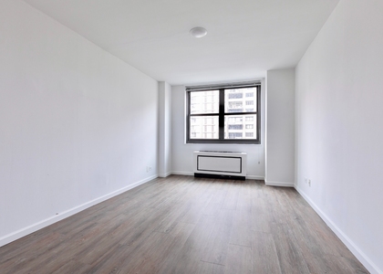 East 46th Street - Photo 1