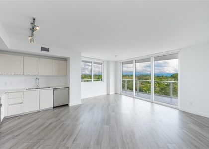 4250 Biscayne Blvd - Photo 1