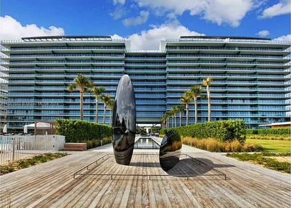 350 Ocean Dr - Photo 1