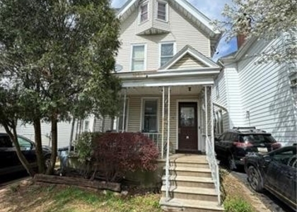 207 East Goepp Street - Photo 1