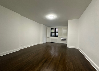 43 East 74th Street - Photo 1