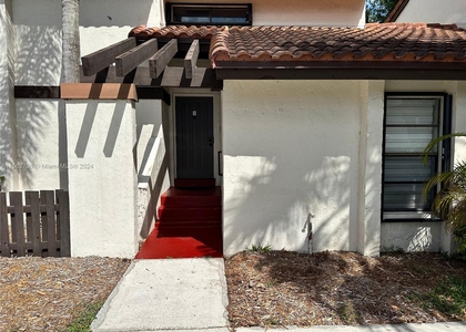 11325 Sw 133rd Ct - Photo 1