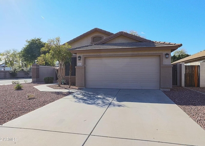 8203 W Tonto Lane - Photo 1