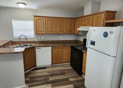 1400 Banana Road - Photo 1