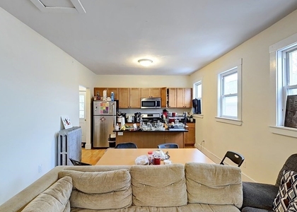 95 Hillside Street - Photo 1