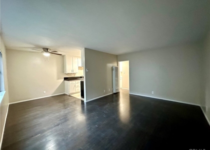 2309 Cedar - Photo 1