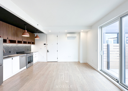 824 Lexington Avenue - Photo 1