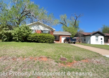 2429 Gladstone Terrace - Photo 1