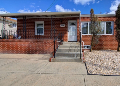 1328 D Street - Photo 1