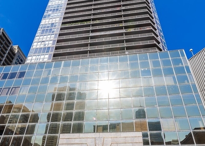 10 E Ontario Street - Photo 1