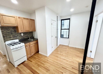 East 101st Street - Photo 1